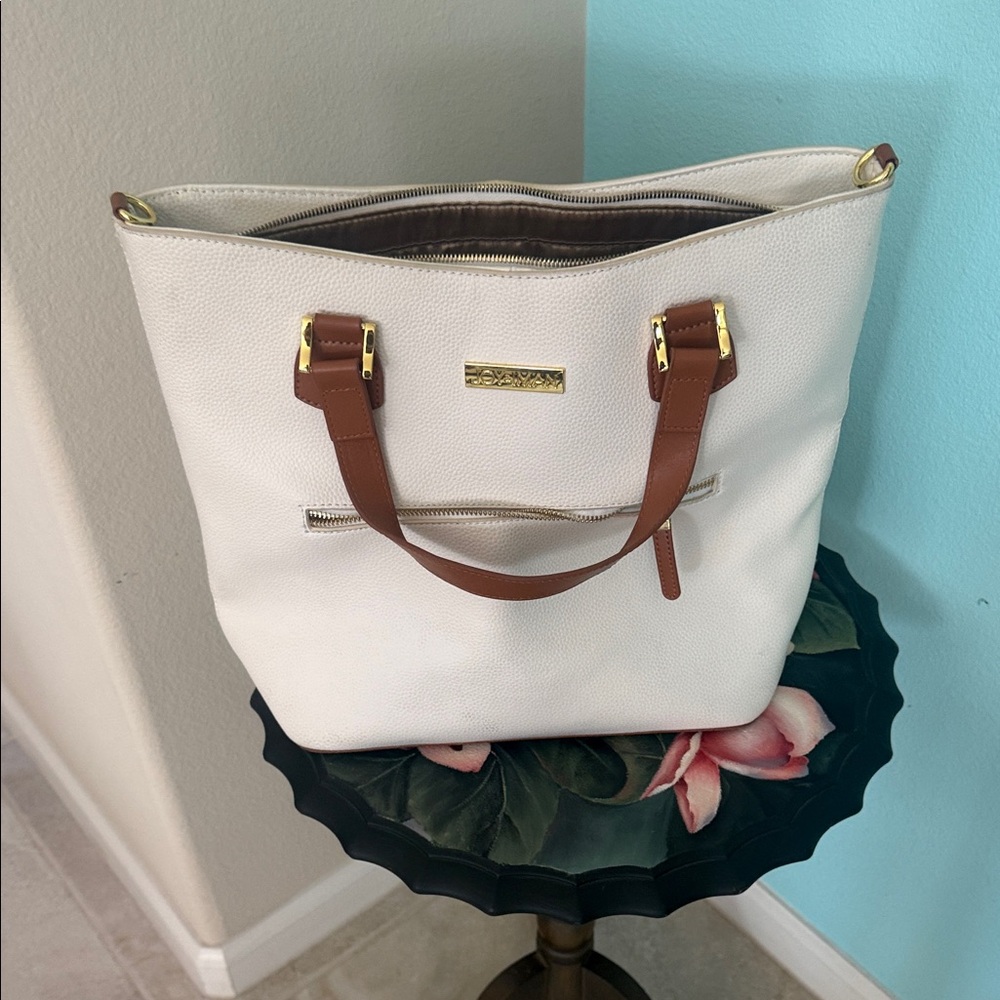 Elegant White and Tan Tote Bag